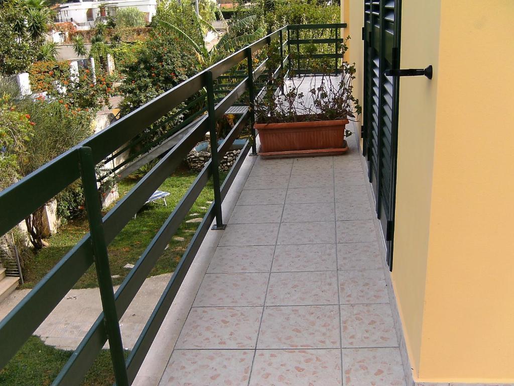 Bed and Breakfast Vento Dell'Est San Cataldo  Zimmer foto