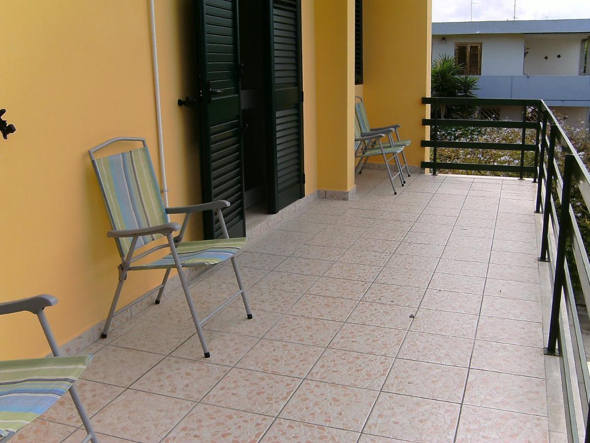 Bed and Breakfast Vento Dell'Est San Cataldo  Zimmer foto